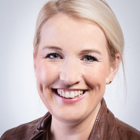  Carolin Appel